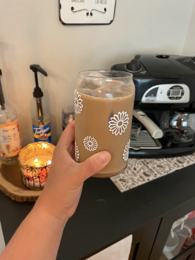Daisies || 16oz Iced Coffee Glass Can